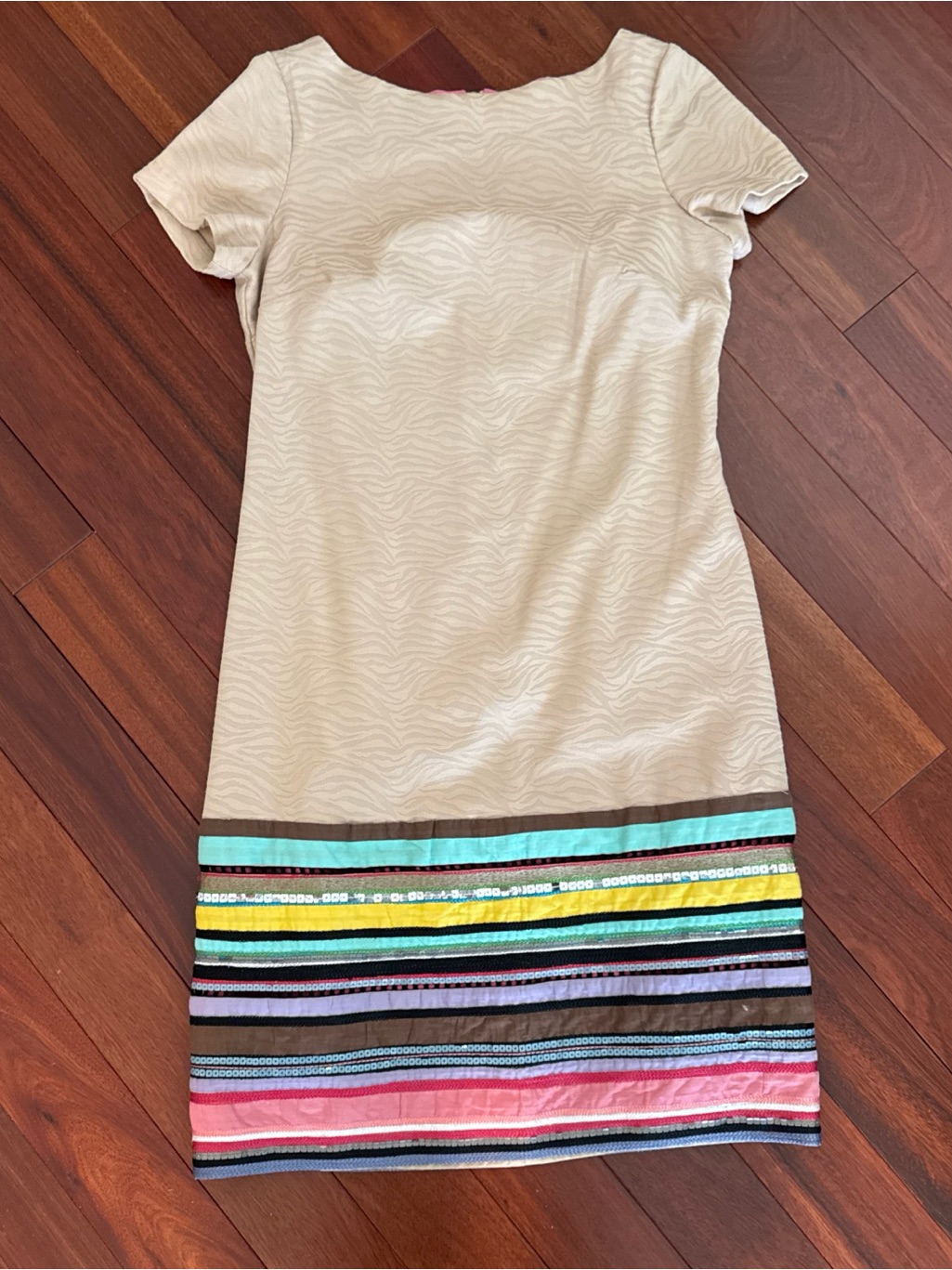 Muse Dress Sz 2 Cream Tan Zebra Print Striped Bottom W Sequins Cap Sleeve
